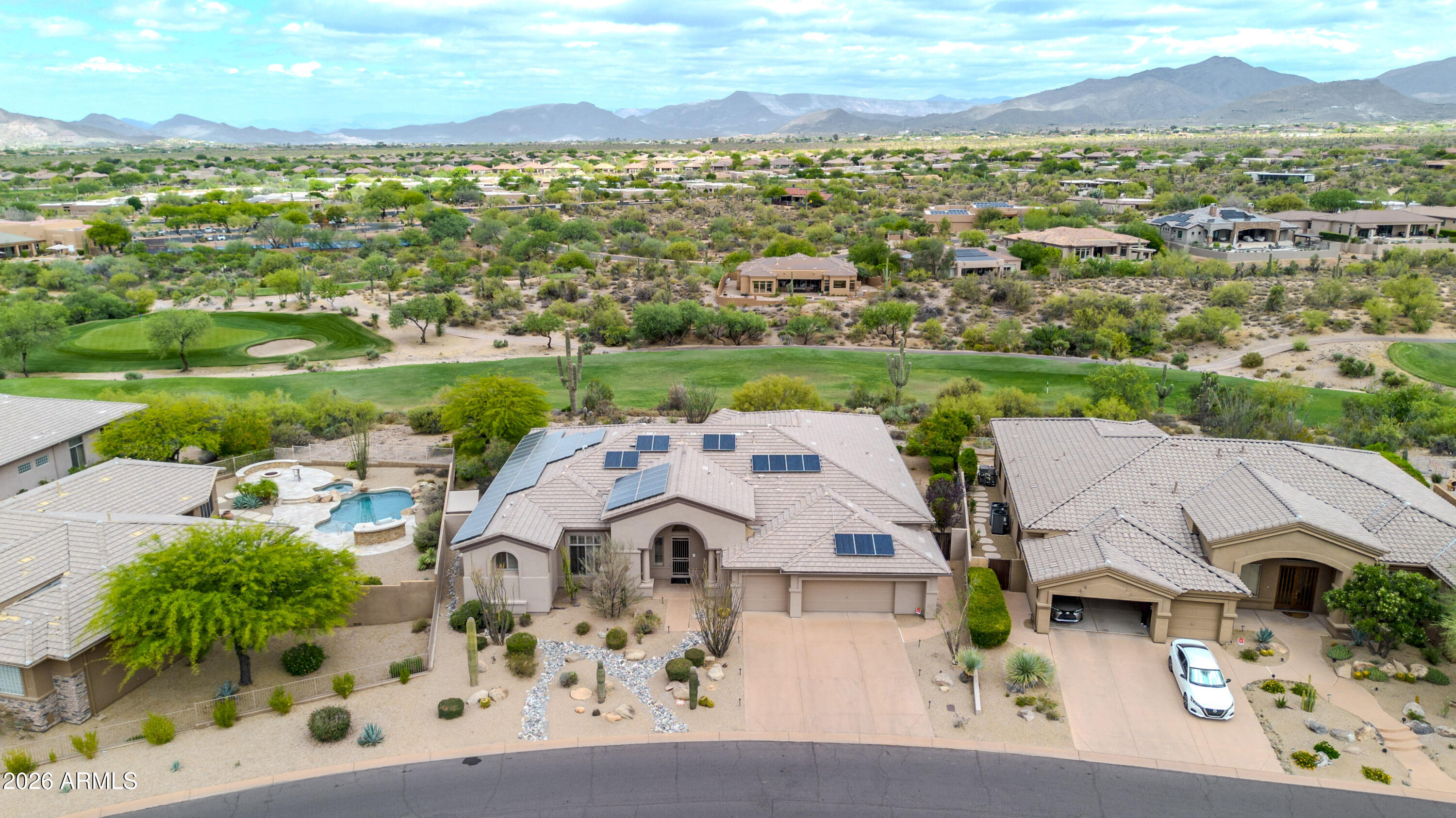 9752 E ROADRUNNER Drive