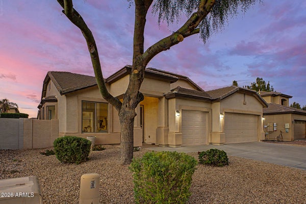 17938 W CARMEN DR, SURPRISE, AZ 85388 - Image 7fbe466e080a00271f571f2aab403dbc/4202993434
