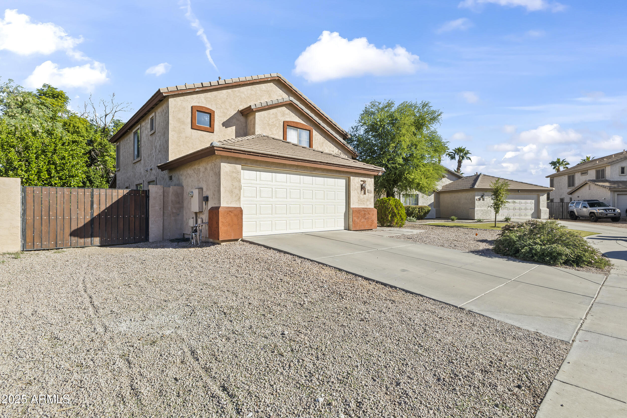 1166 E STOTTLER Drive