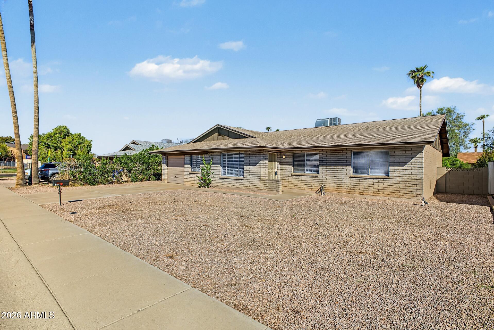 2012 E CORNELL Drive