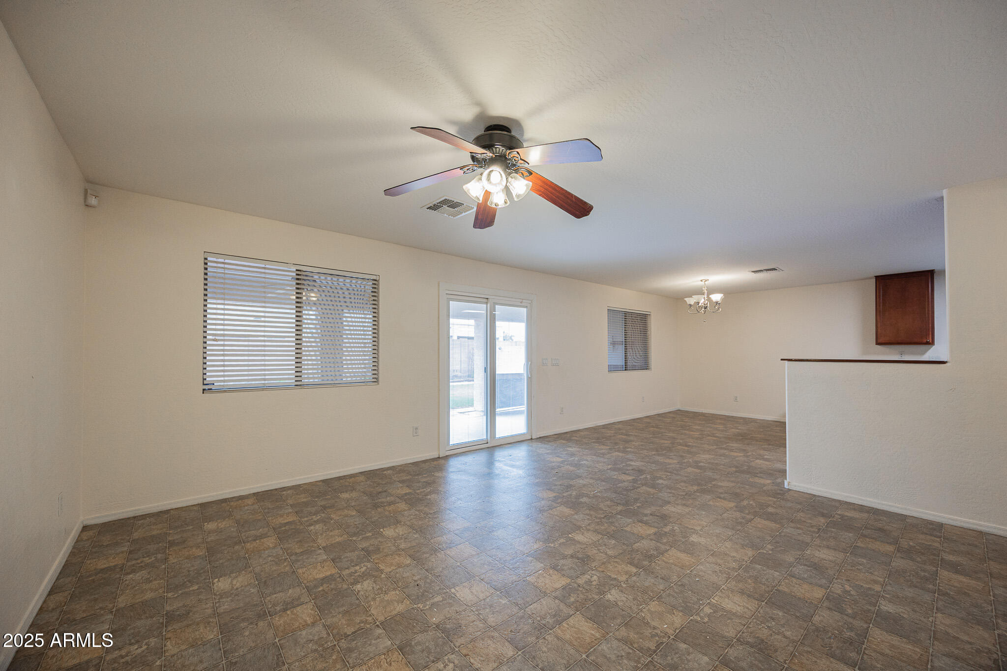 11424 W AUSTIN THOMAS Drive