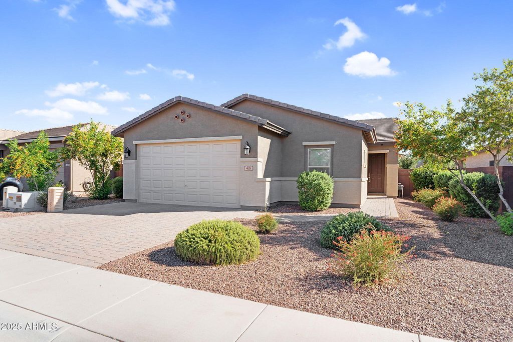 Photo of 489 W Flame Tree Avenue, Queen Creek, AZ 85140 (MLS # 6929779)