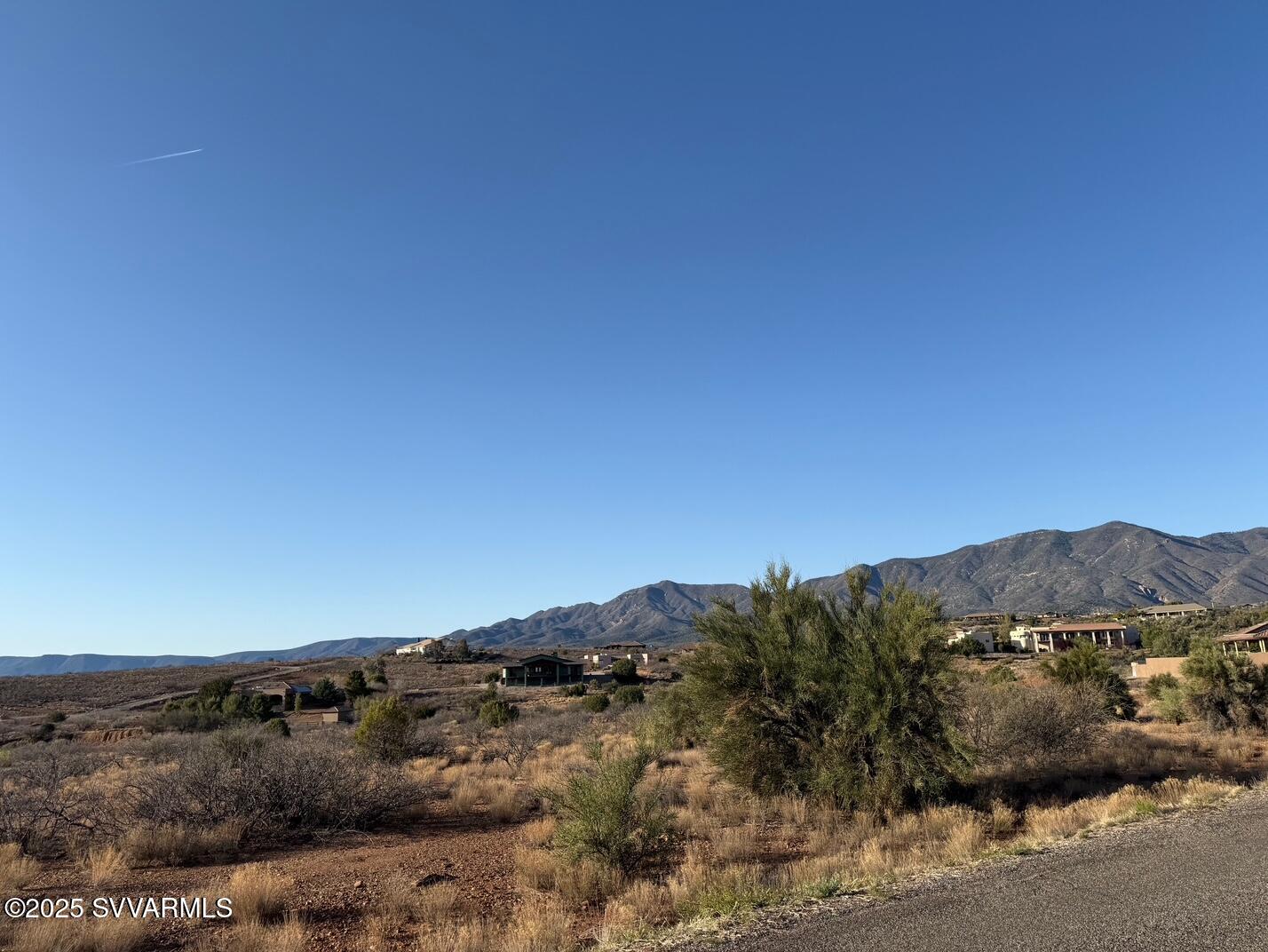 805 E Quail Springs Ranch Road -