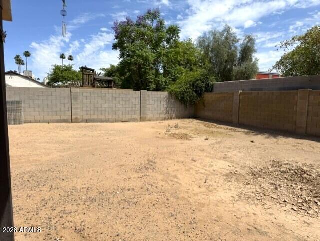 5925 W LOMA Lane