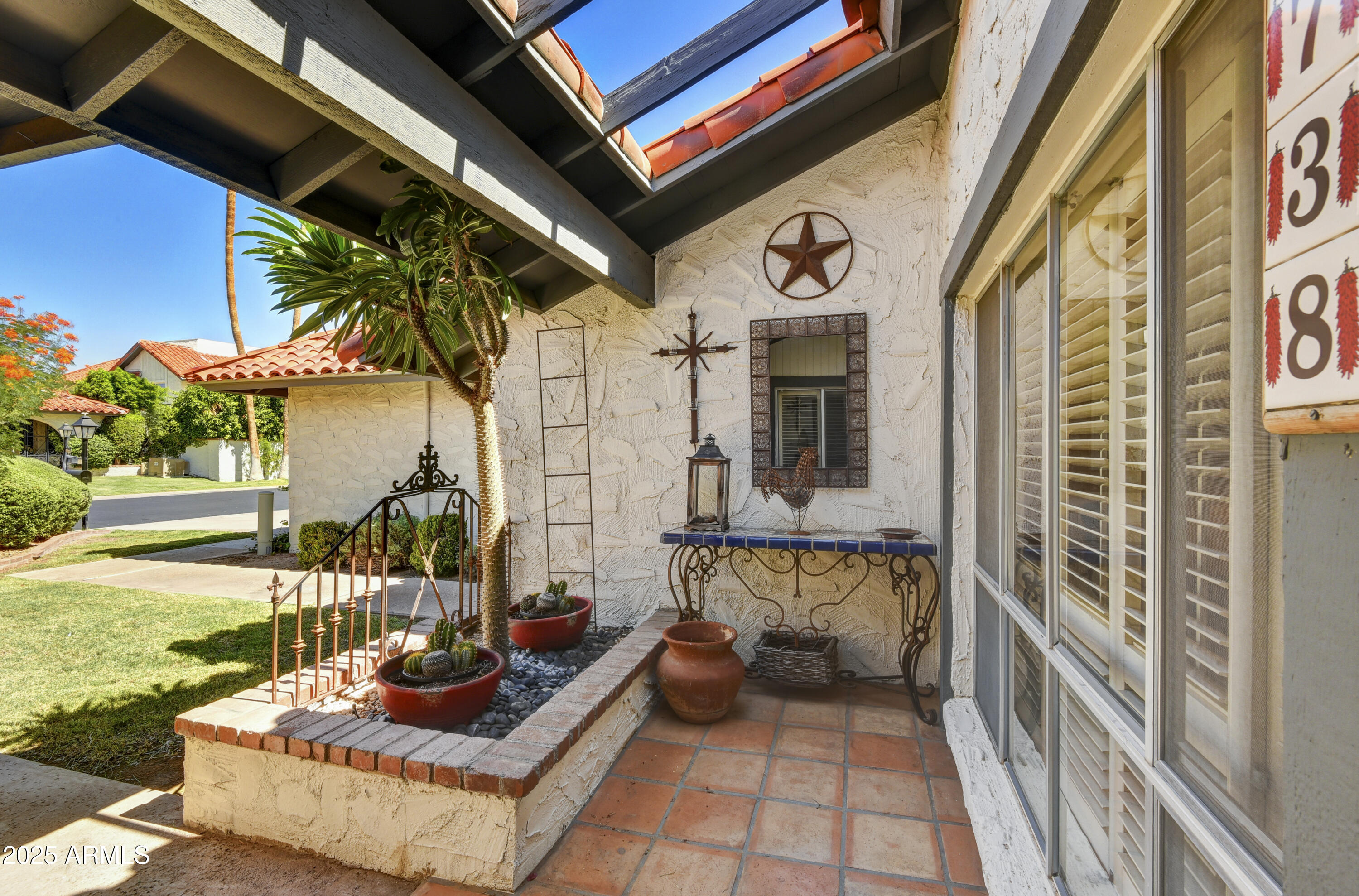 5738 N SCOTTSDALE Road