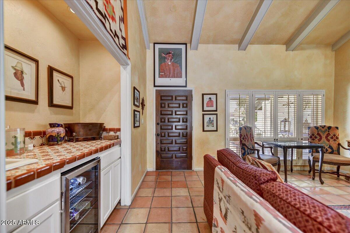5738 N SCOTTSDALE Road