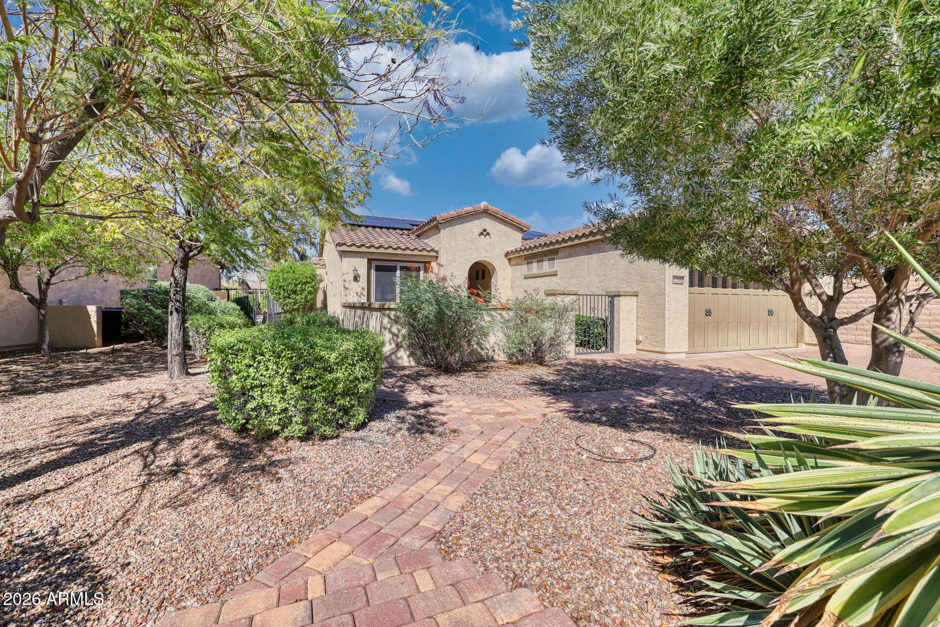 12368 W RUNNING DEER Court