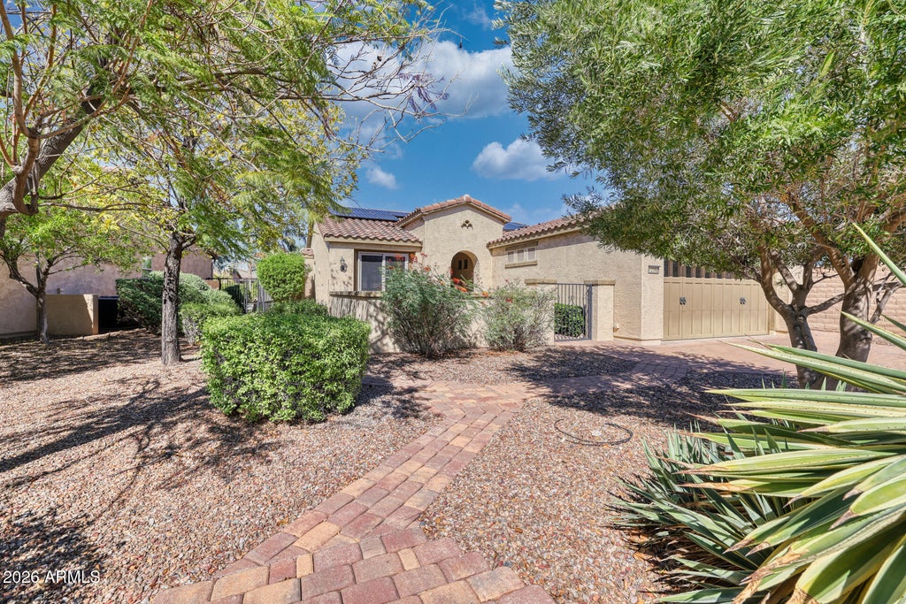 Photo of 12368 W Running Deer Court, Peoria, AZ 85383 (MLS # 7088921)