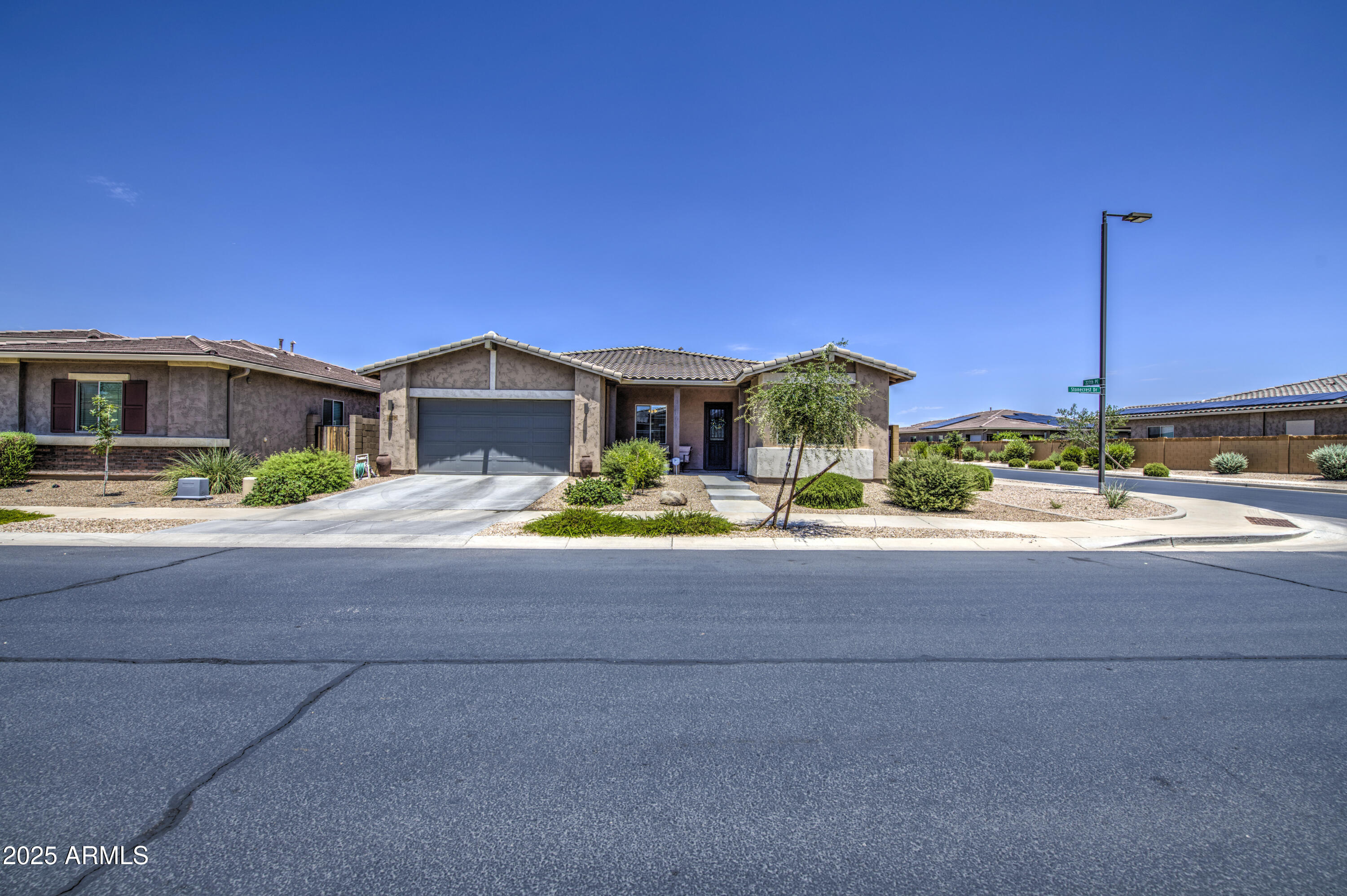22724 E STONECREST Drive