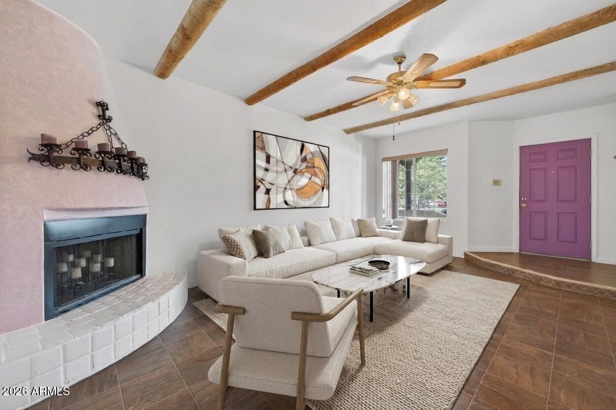 1446 E GROVERS Avenue 4