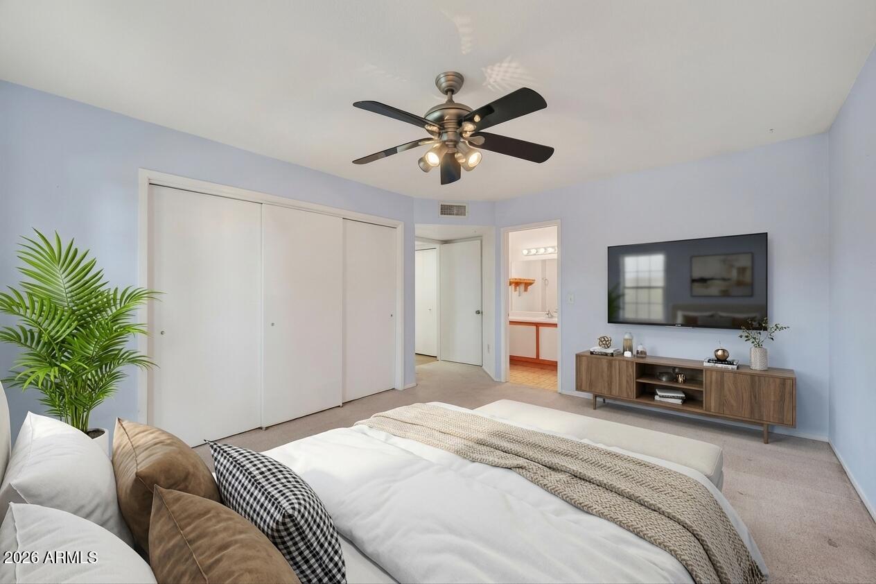 1446 E GROVERS Avenue 4