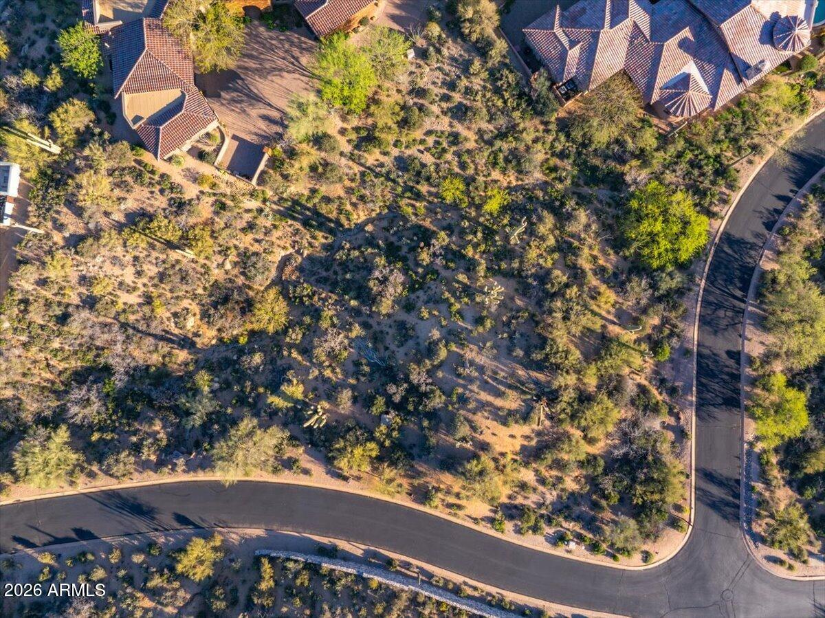 DESERT MOUNTAIN - Land