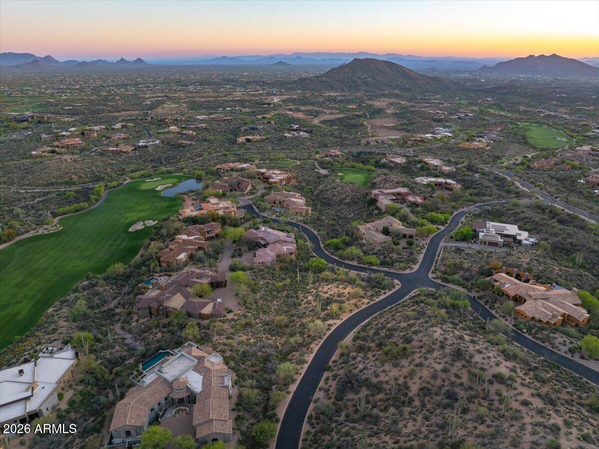 DESERT MOUNTAIN - Land