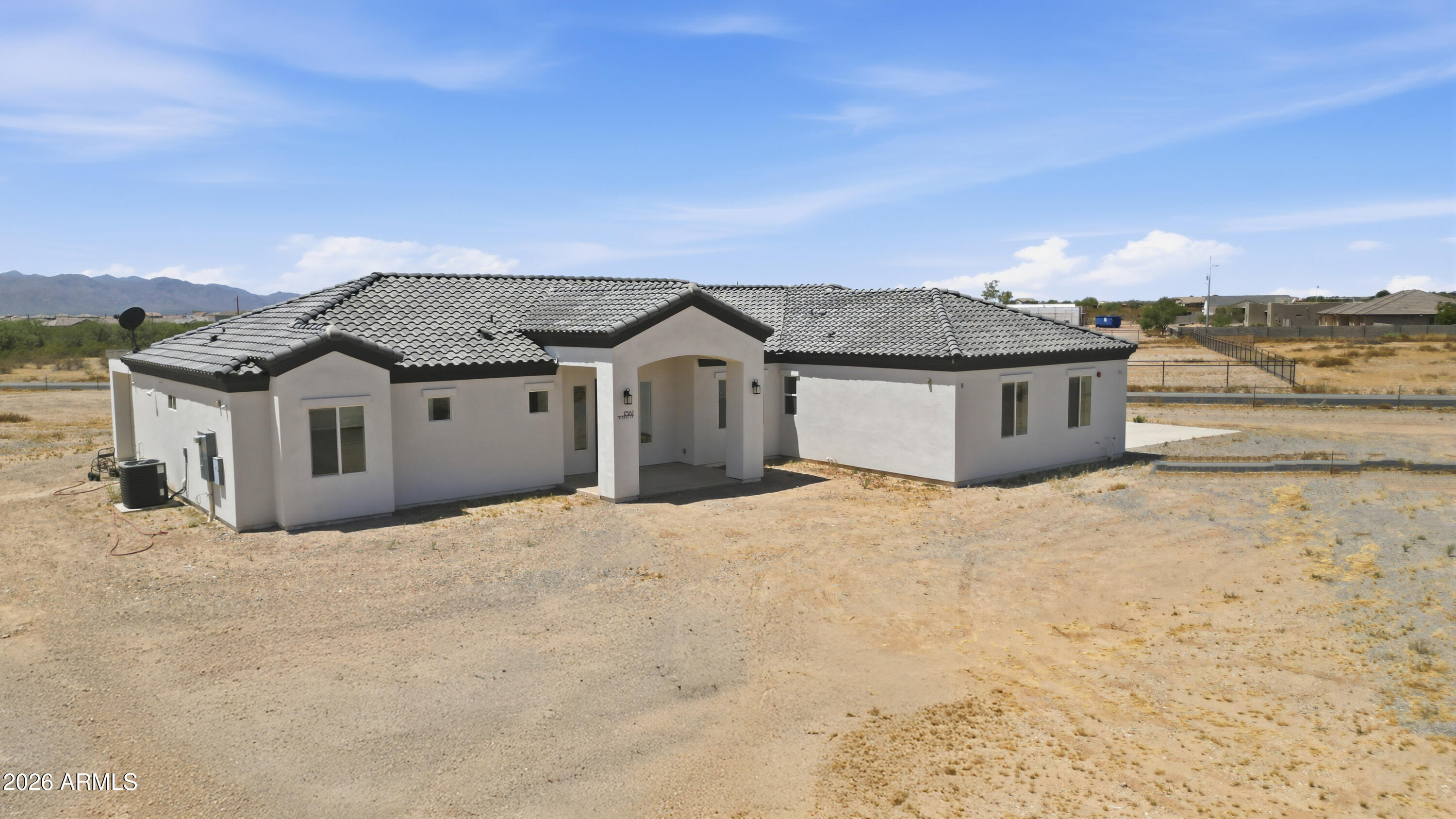 17587 W Dale Lane