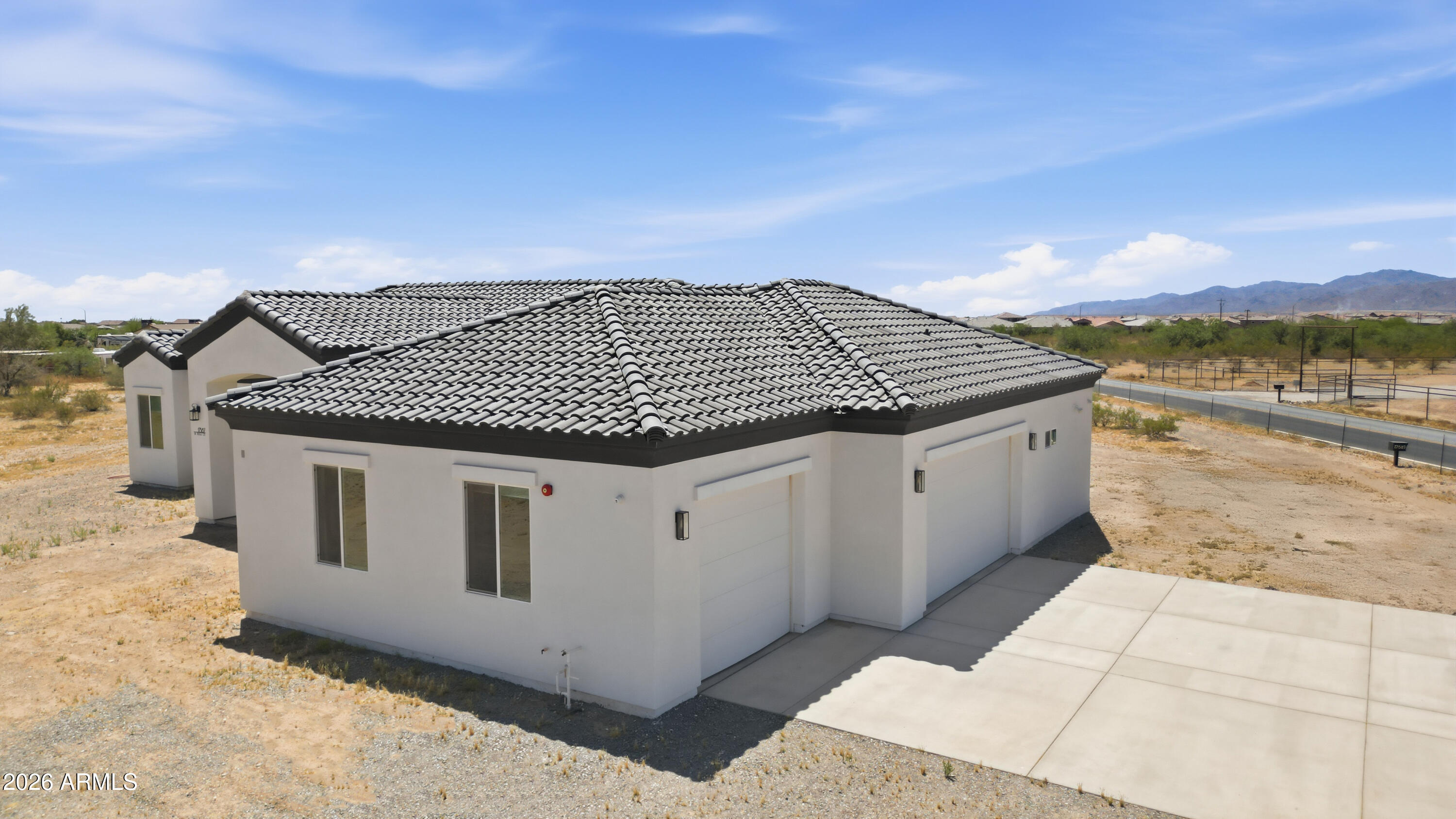 17587 W Dale Lane