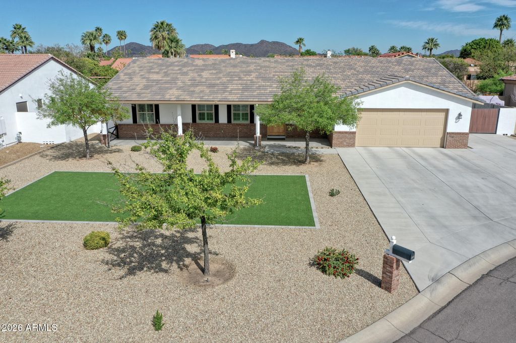 Photo of 8410 W Sands Court, Peoria, AZ 85383 (MLS # 6994399)