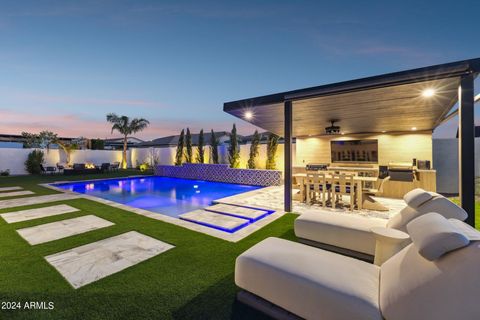 22881 E VIA DE OLIVOS -- Queen Creek AZ 85142