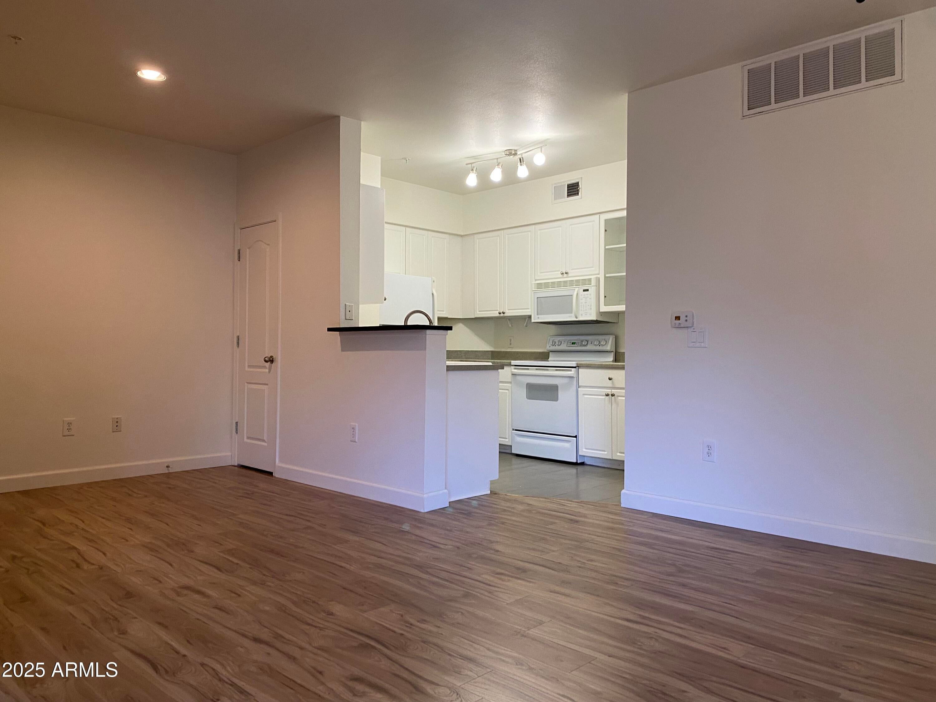 1701 E Colter Street Unit 349