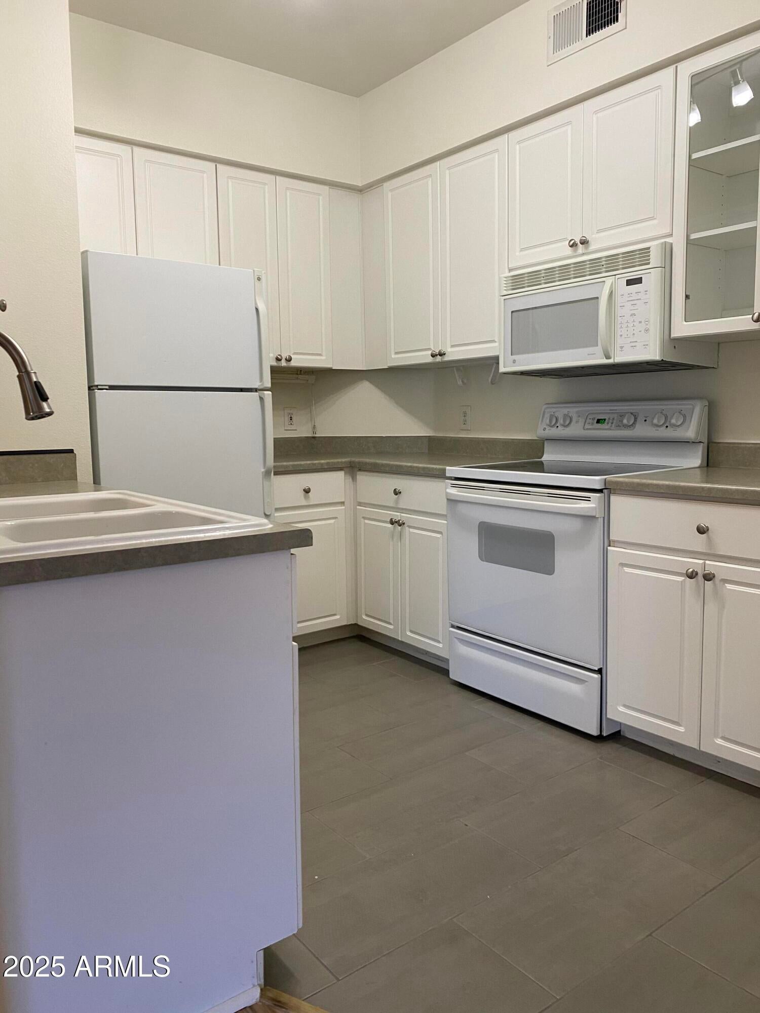 1701 E Colter Street Unit 349
