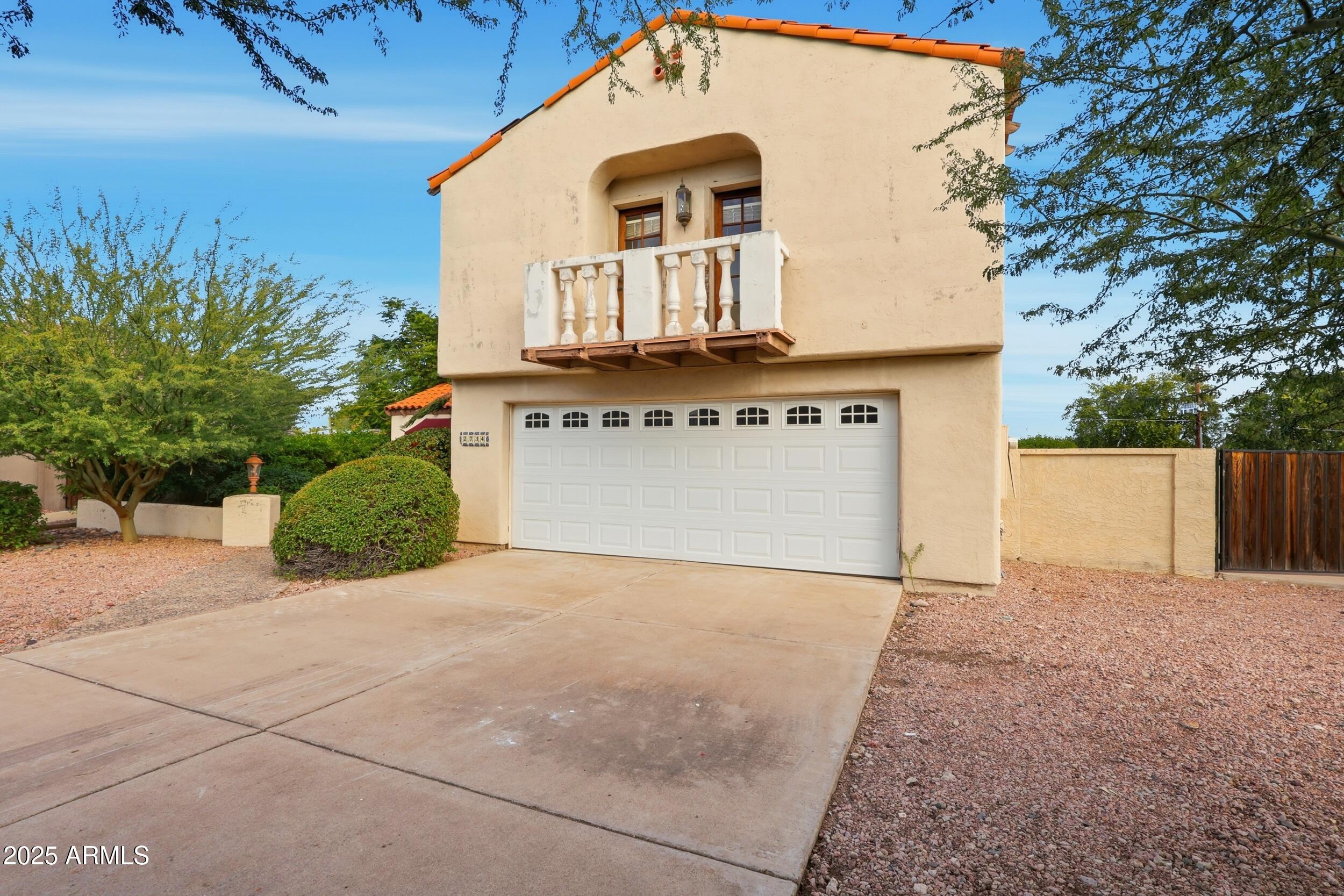 2734 E PURDUE Avenue