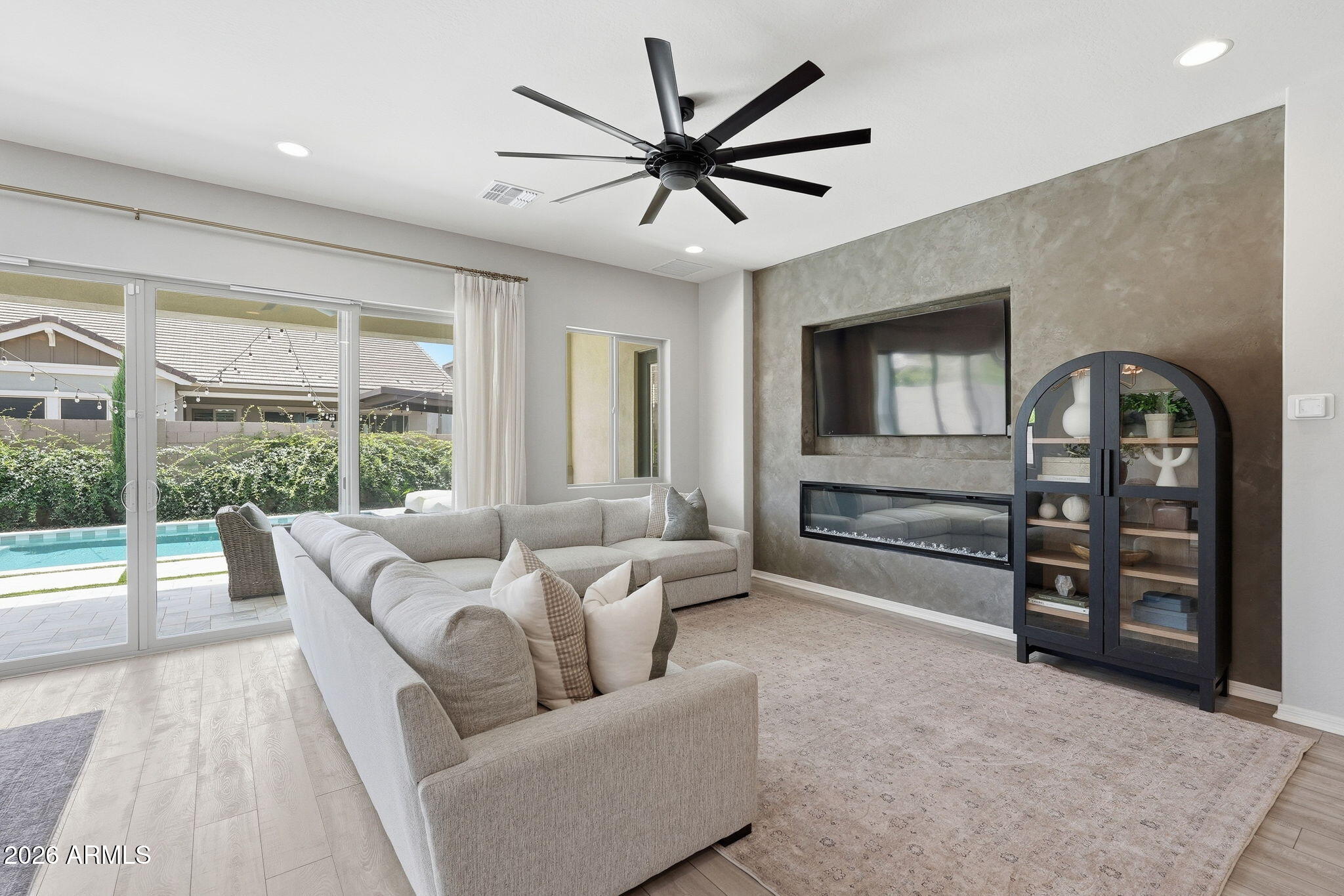 23145 E MOCKINGBIRD Drive