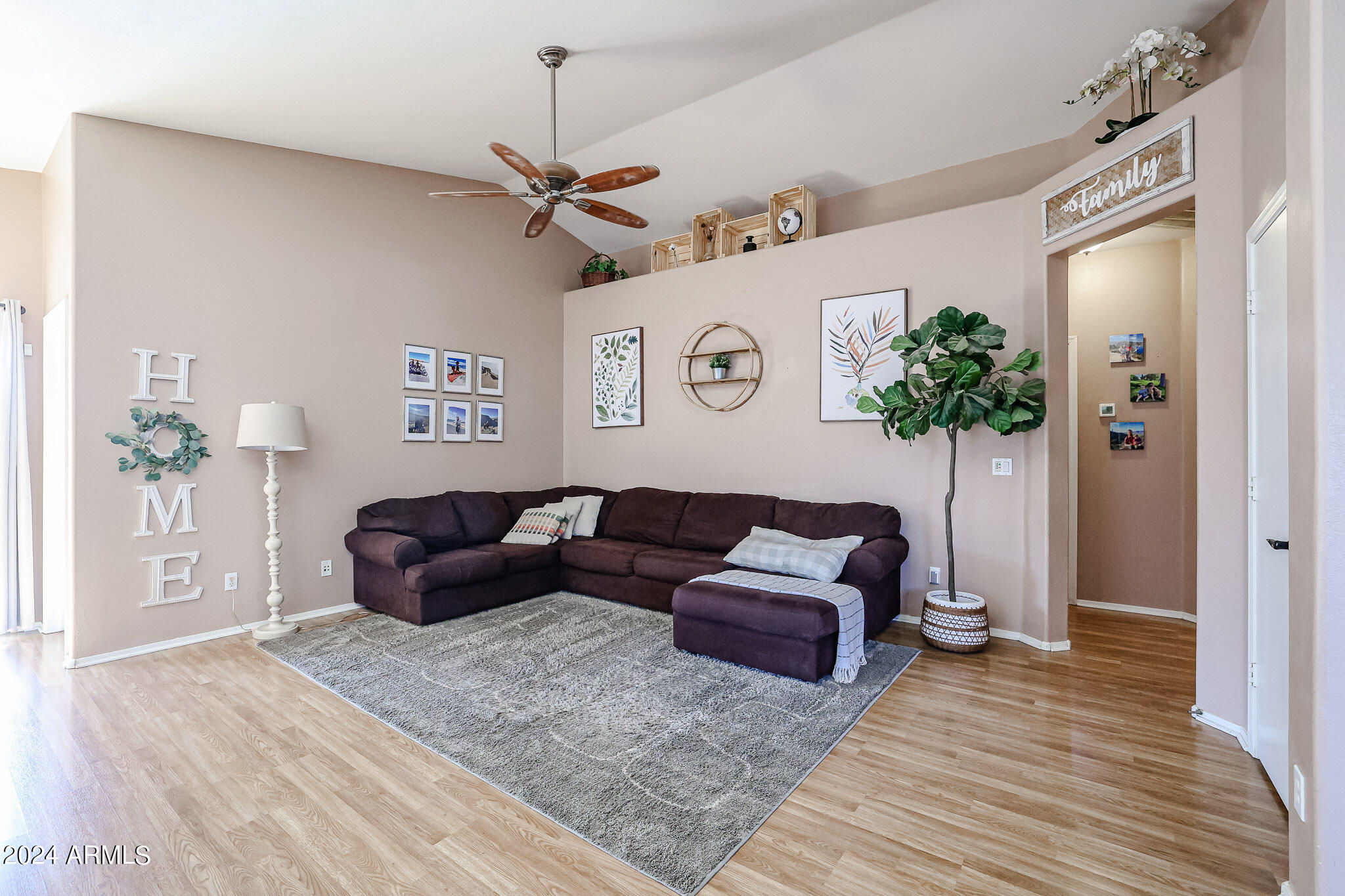 40802 N HEARST Drive