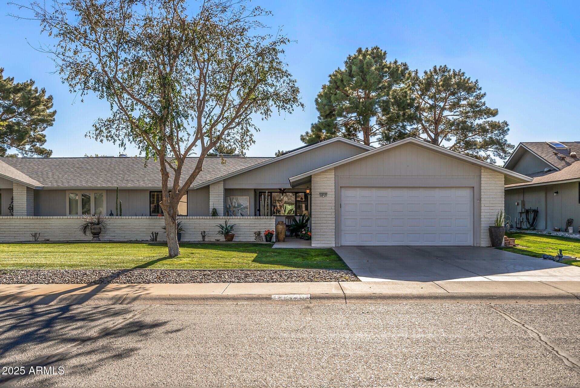 12719 W SHADOW HILLS Drive