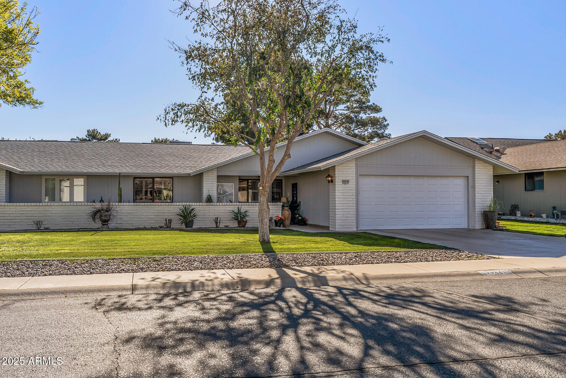 12719 W SHADOW HILLS Drive