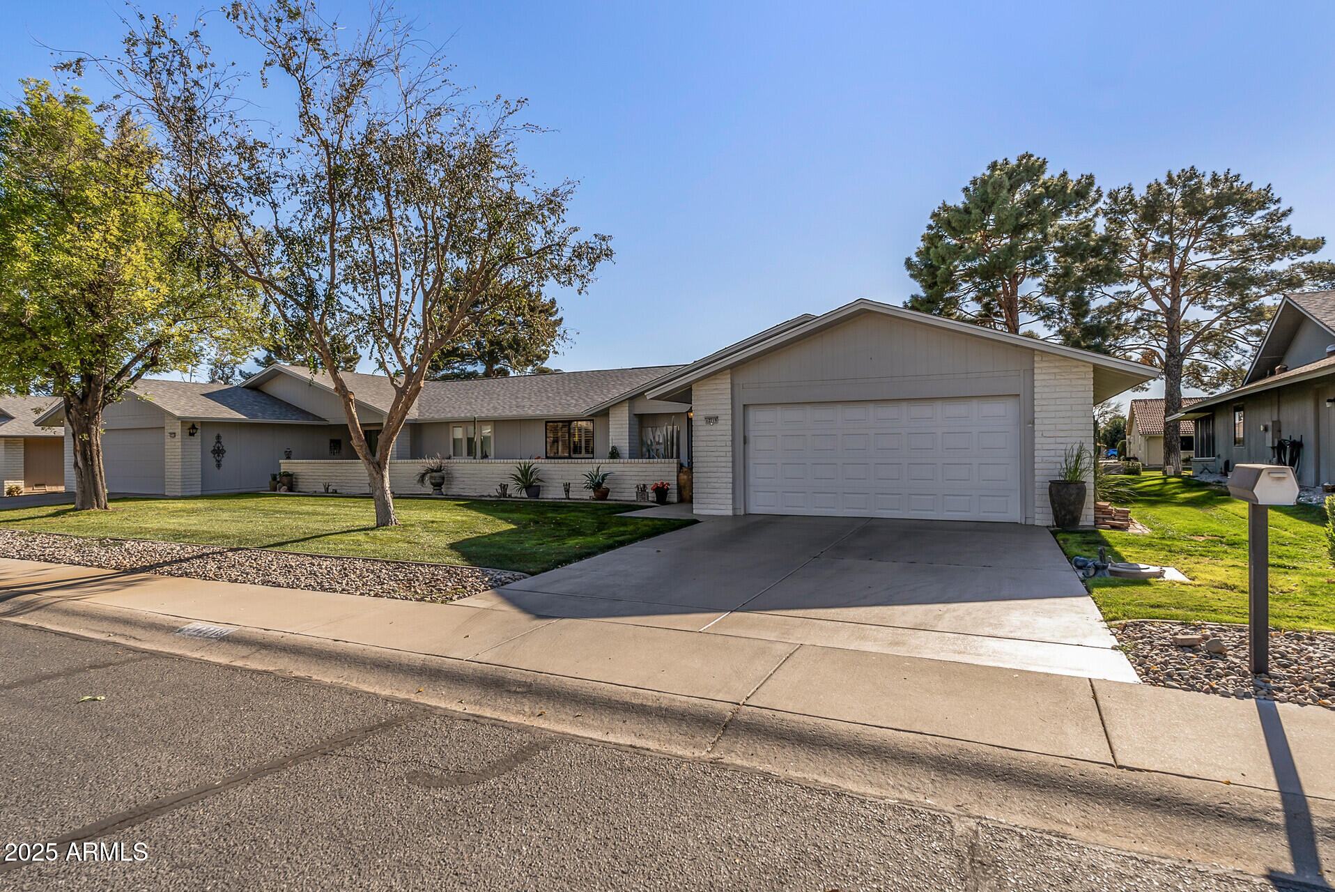 12719 W SHADOW HILLS Drive