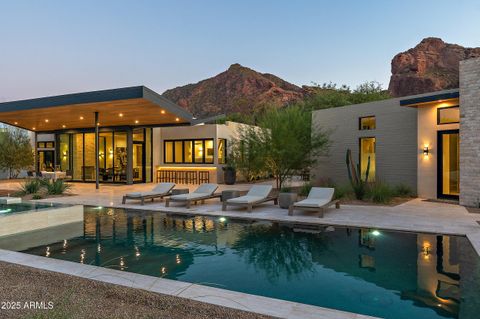 Photo of 6135 N 51st Place, Paradise Valley, AZ 85253 (MLS # 6918910)