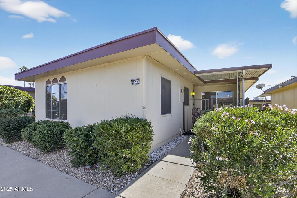 Photo of 13622 N 98th Avenue #D, Sun City, AZ 85351 (MLS # 6930179)