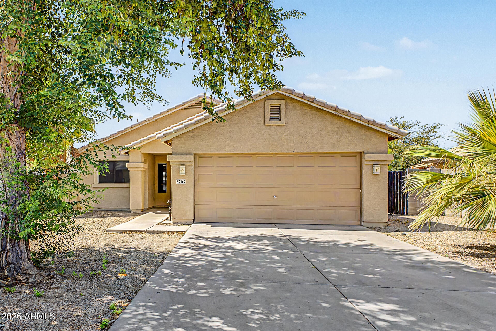 6709 W LUKE Avenue