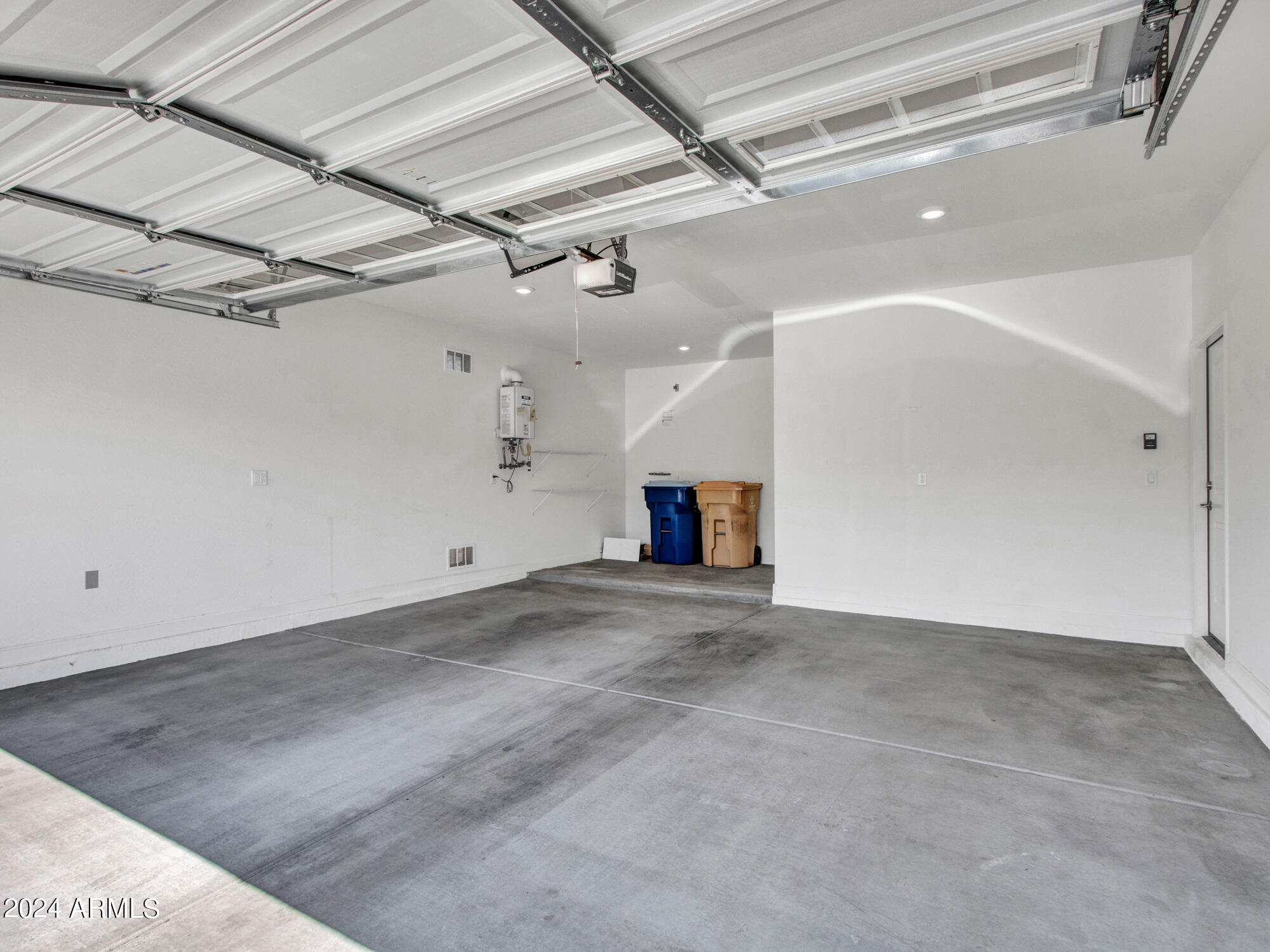 Buckeye, Arizona 85396, United States, 2 Bedrooms Bedrooms, ,2 BathroomsBathrooms,Residential,Active,43044