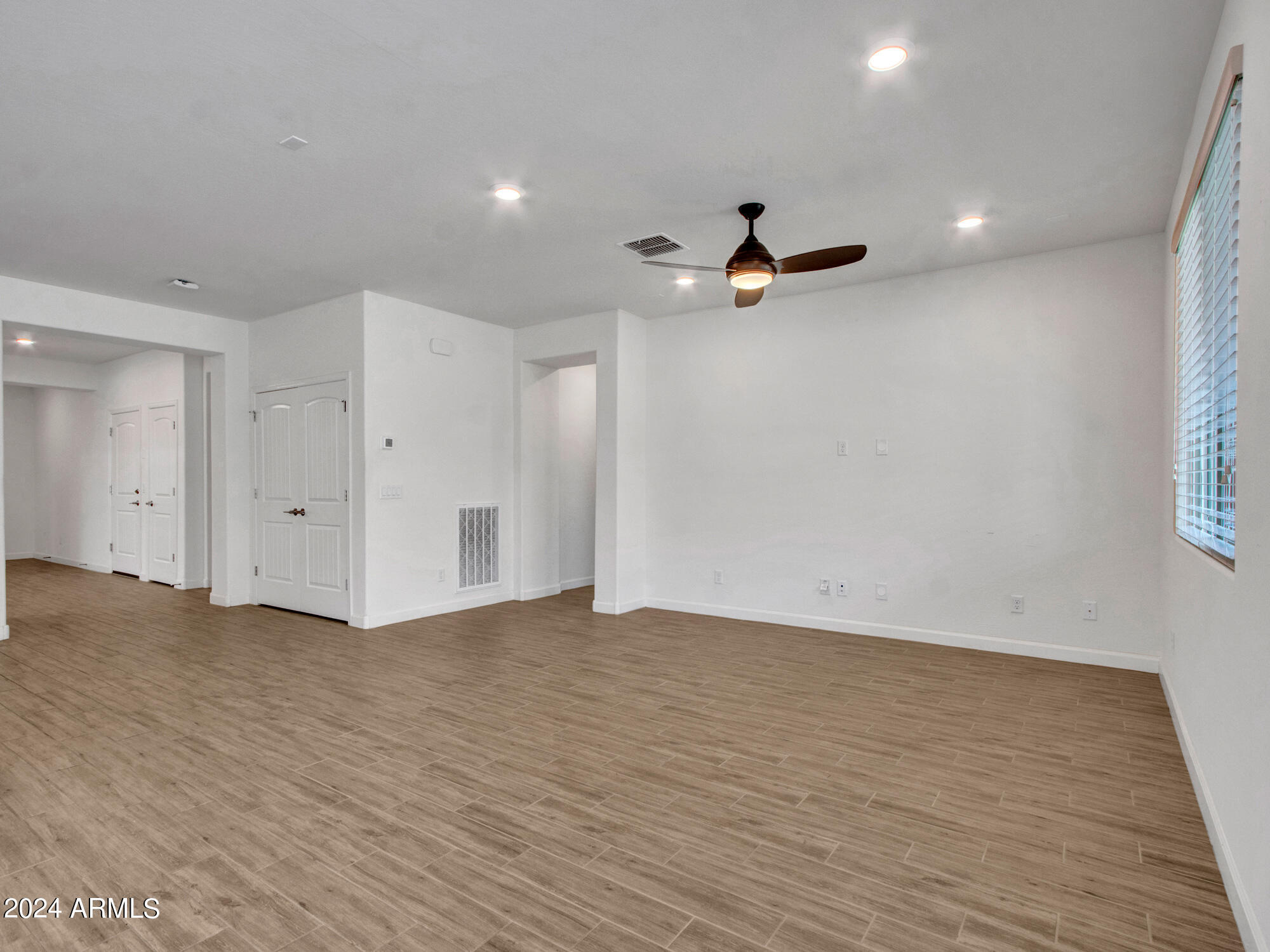 Buckeye, Arizona 85396, United States, 2 Bedrooms Bedrooms, ,2 BathroomsBathrooms,Residential,Active,43044