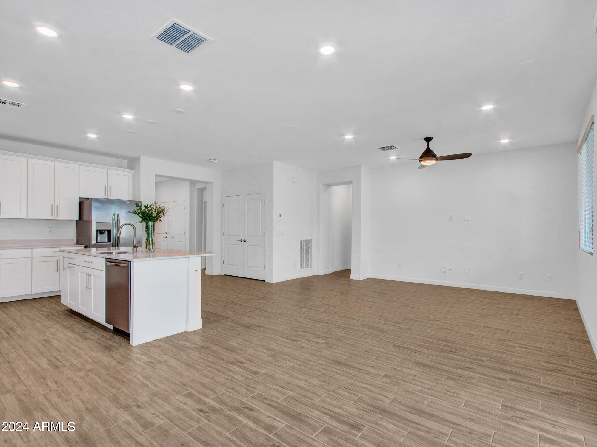 Buckeye, Arizona 85396, United States, 2 Bedrooms Bedrooms, ,2 BathroomsBathrooms,Residential,Active,43044