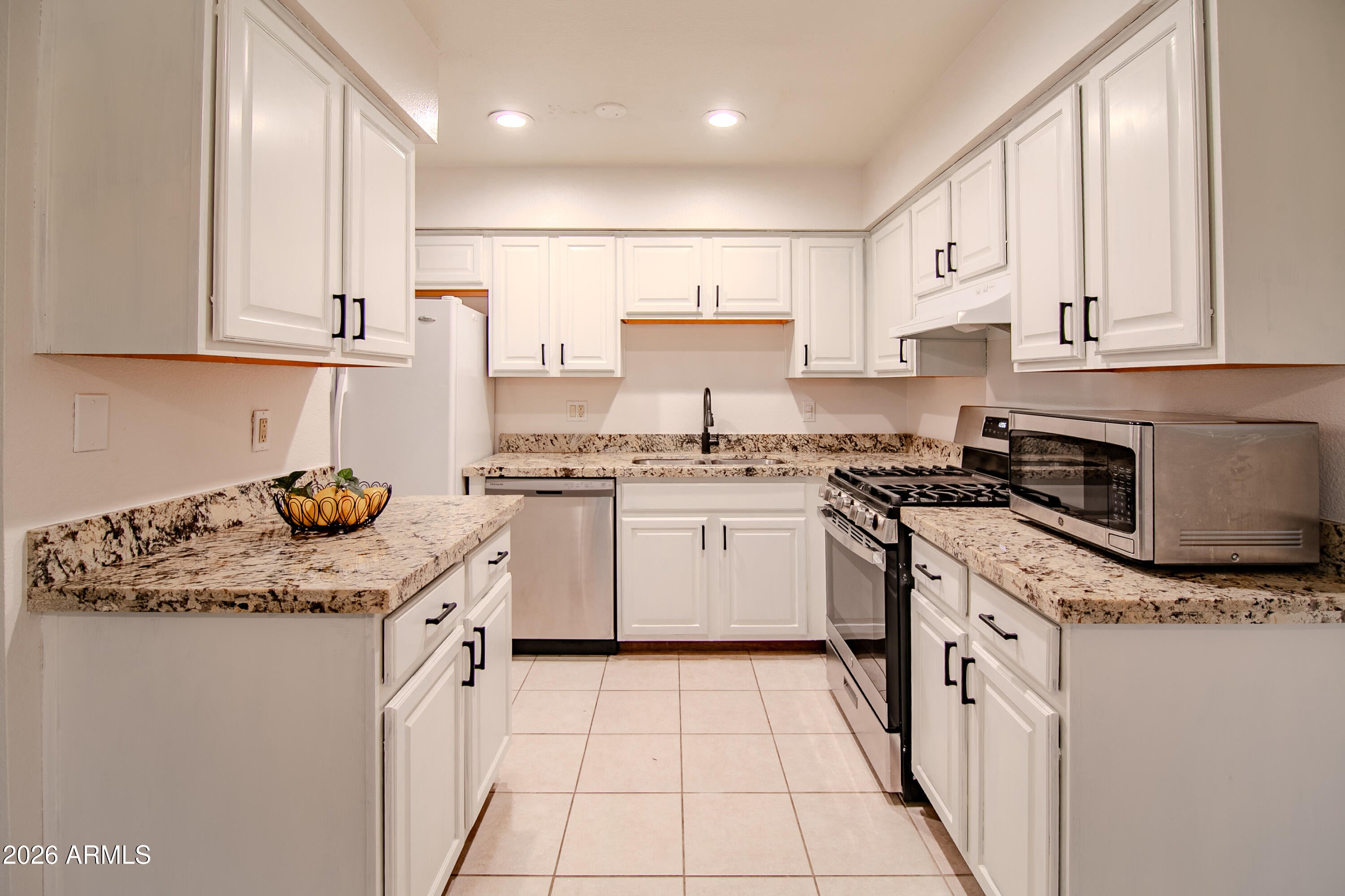 303 N Miller Road 2018