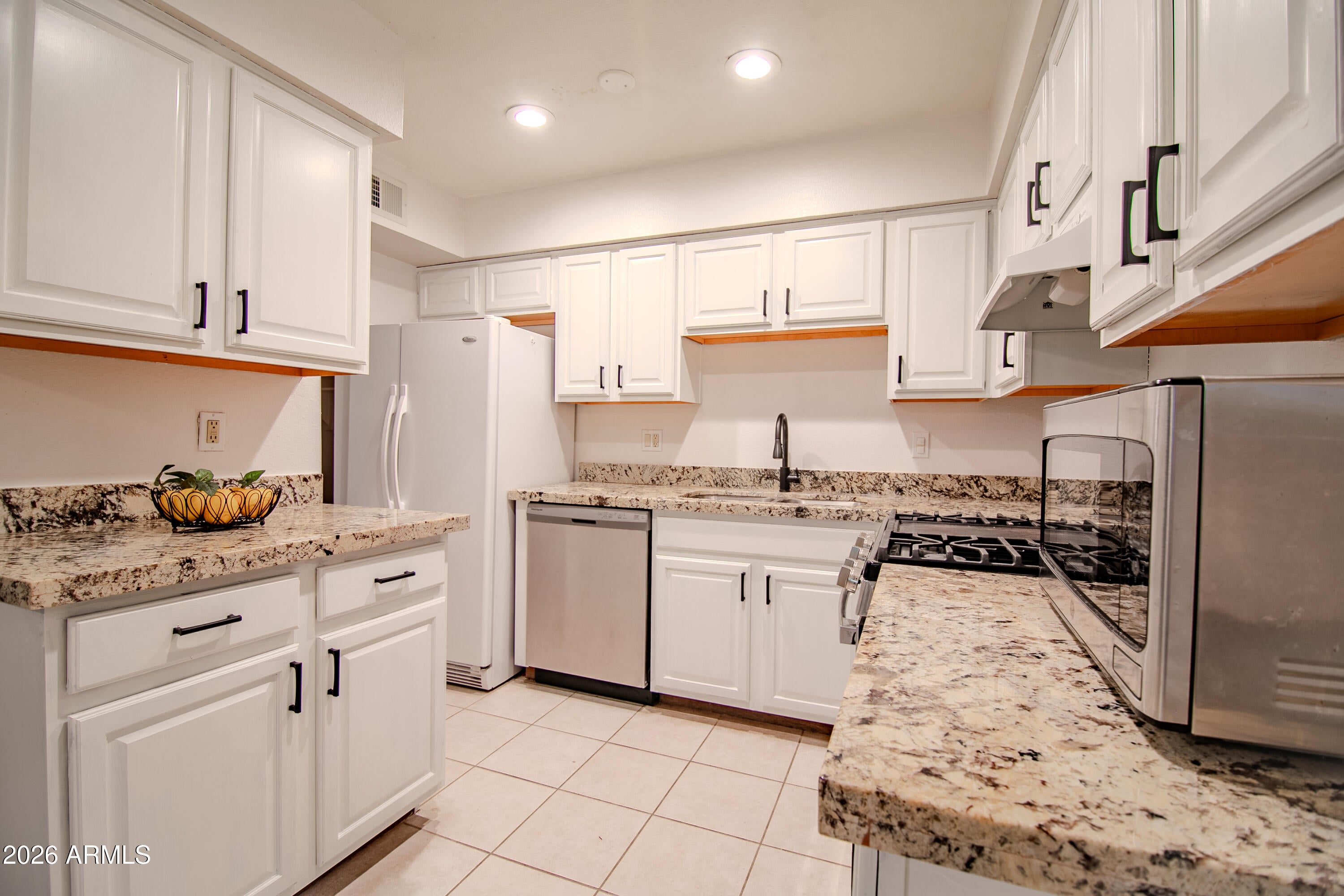 303 N Miller Road 2018