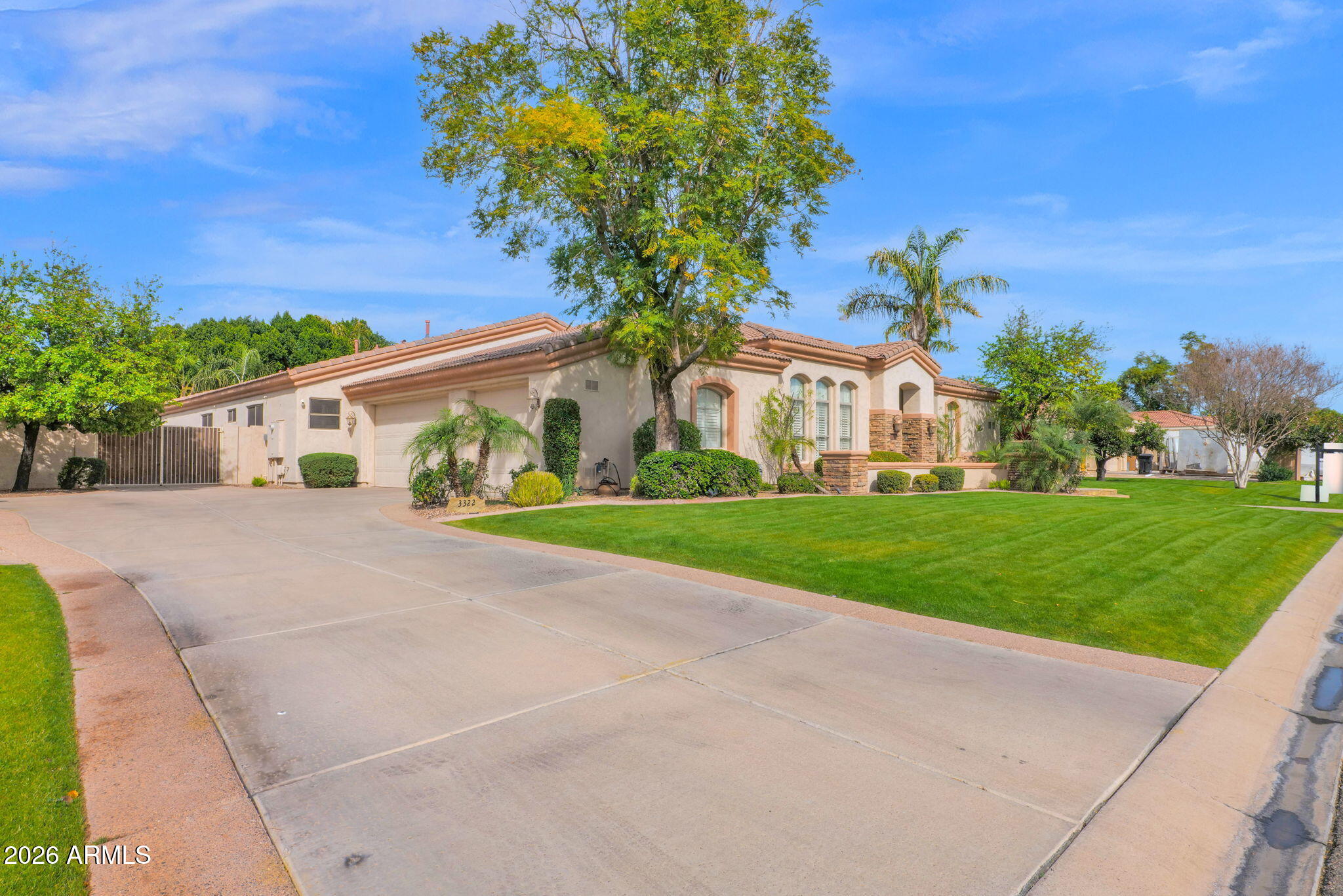 3322 E JAEGER Circle