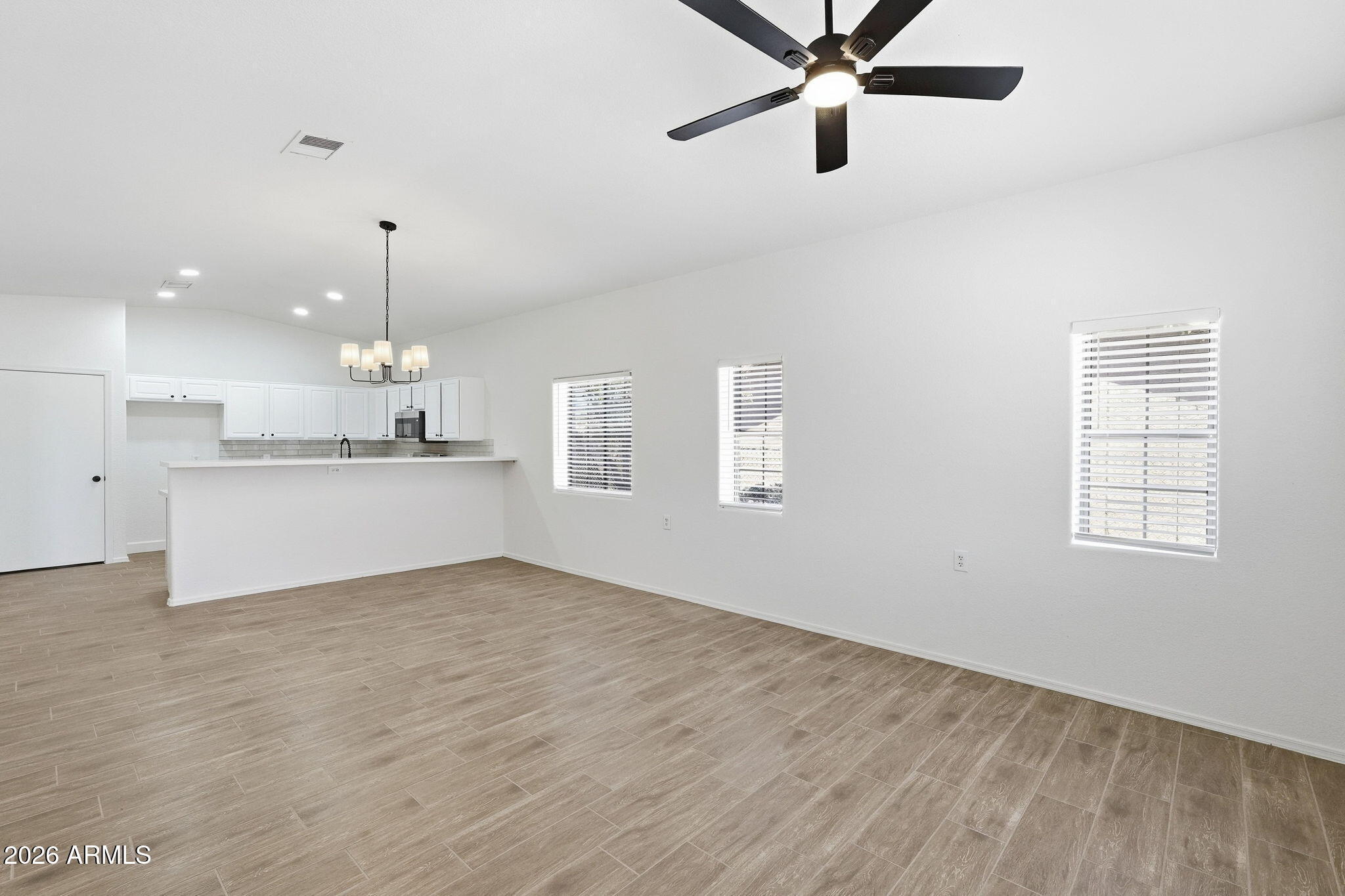 5821 E CALLE MAGDALENA --