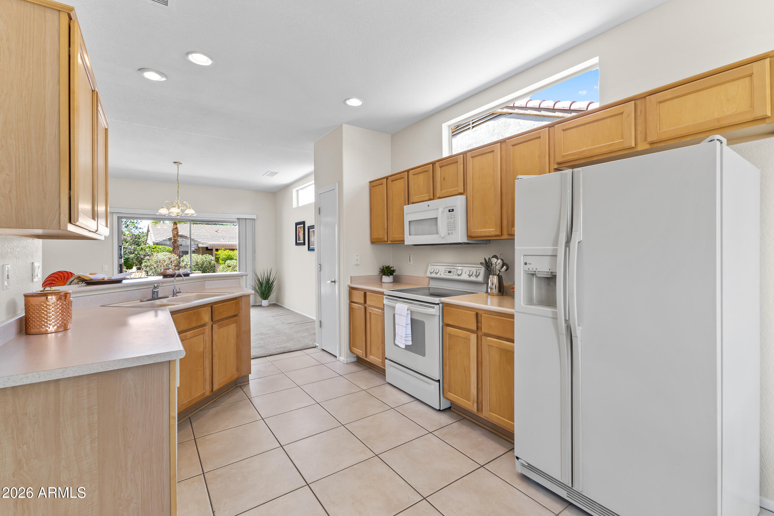 18476 N GILA SPRINGS Drive