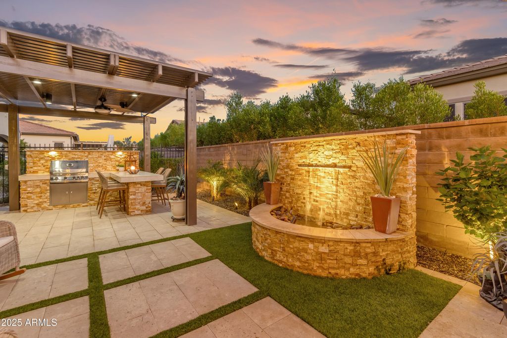 Photo of 429 E Veterans Way, Queen Creek, AZ 85140 (MLS # 6932529)