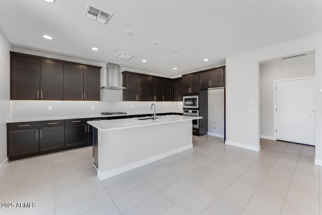 1301 W VIA DE OLIVOS --