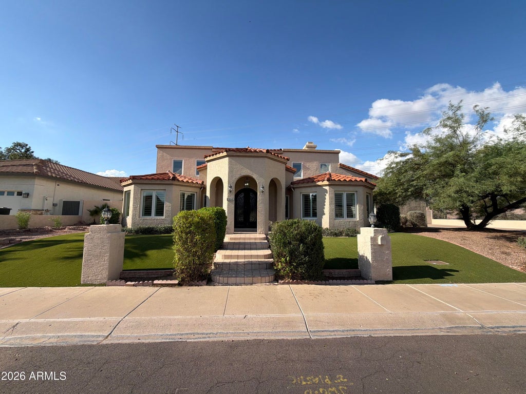 Photo of 10240 E Cochise Drive, Scottsdale, AZ 85258 (MLS # 7090234)