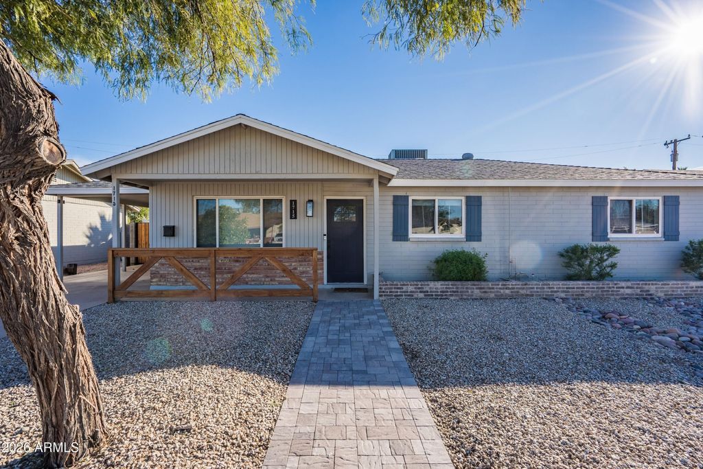 Photo of 1715 S Roberts Road, Tempe, AZ 85281 (MLS # 6974301)