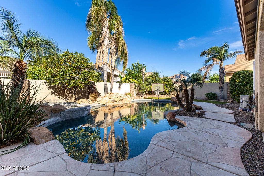 Photo of 2438 E Iris Drive, Chandler, AZ 85286 (MLS # 6980570)