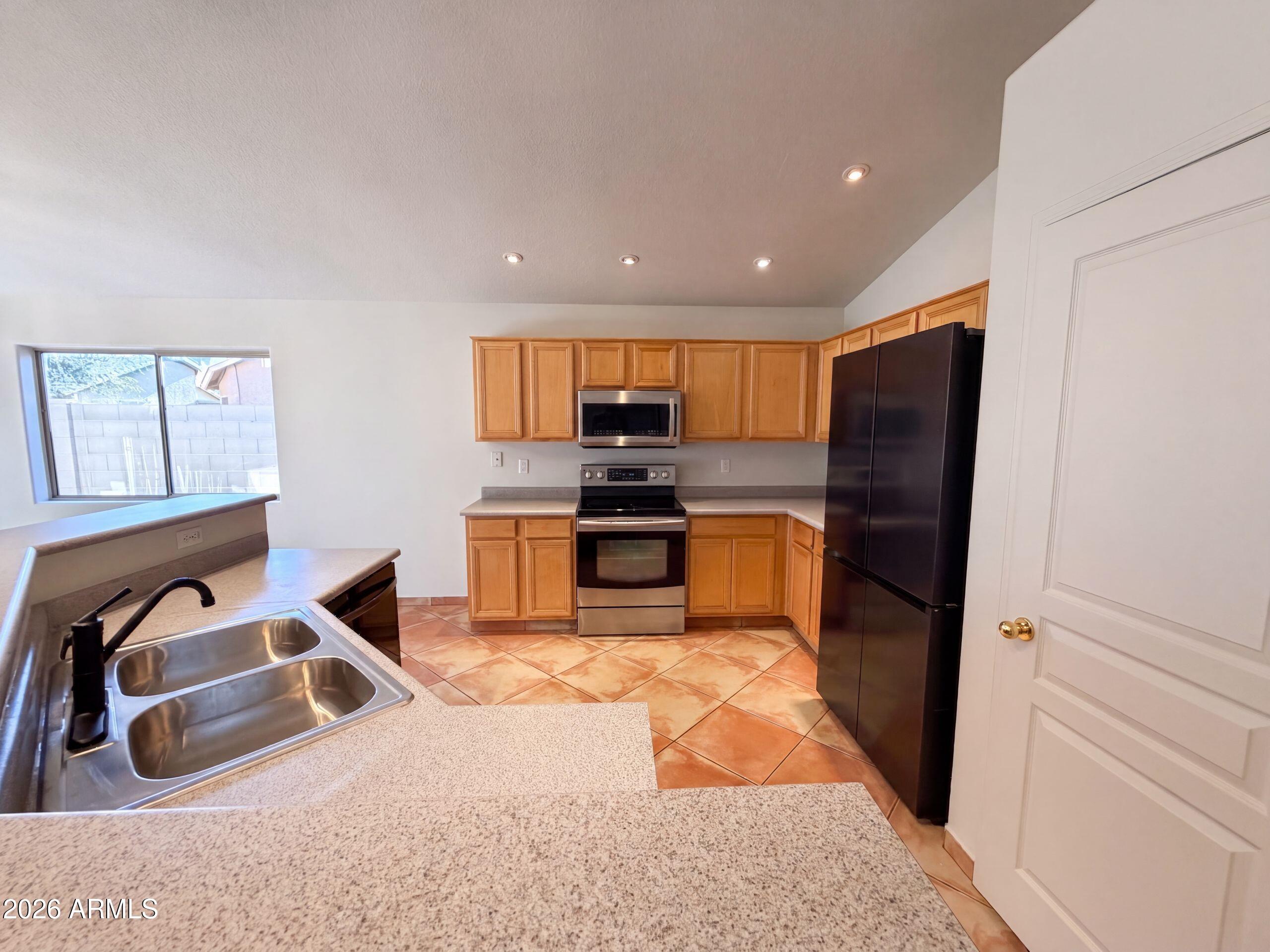 5166 W BRYCE Lane