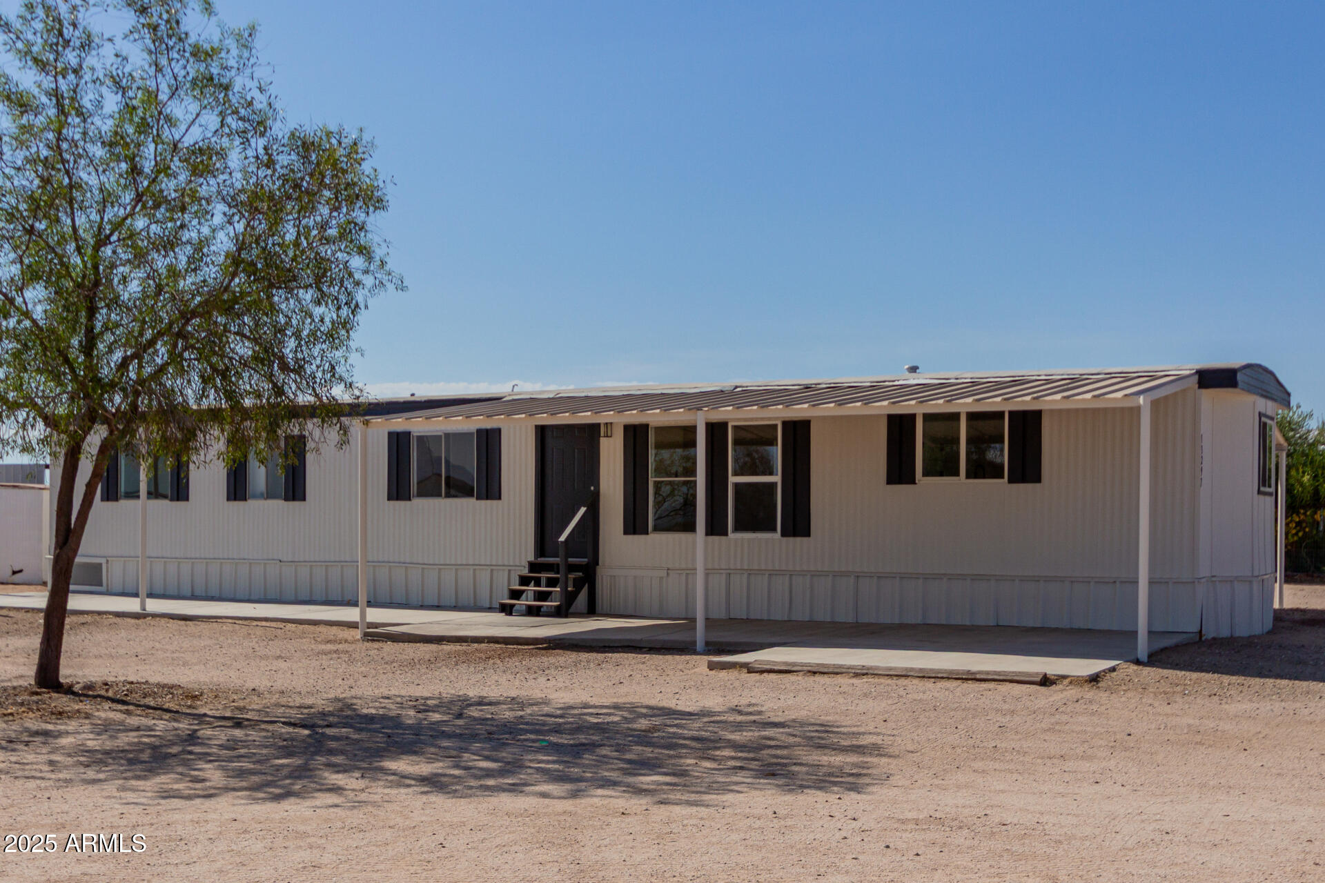 13297 N HETTICK Lane