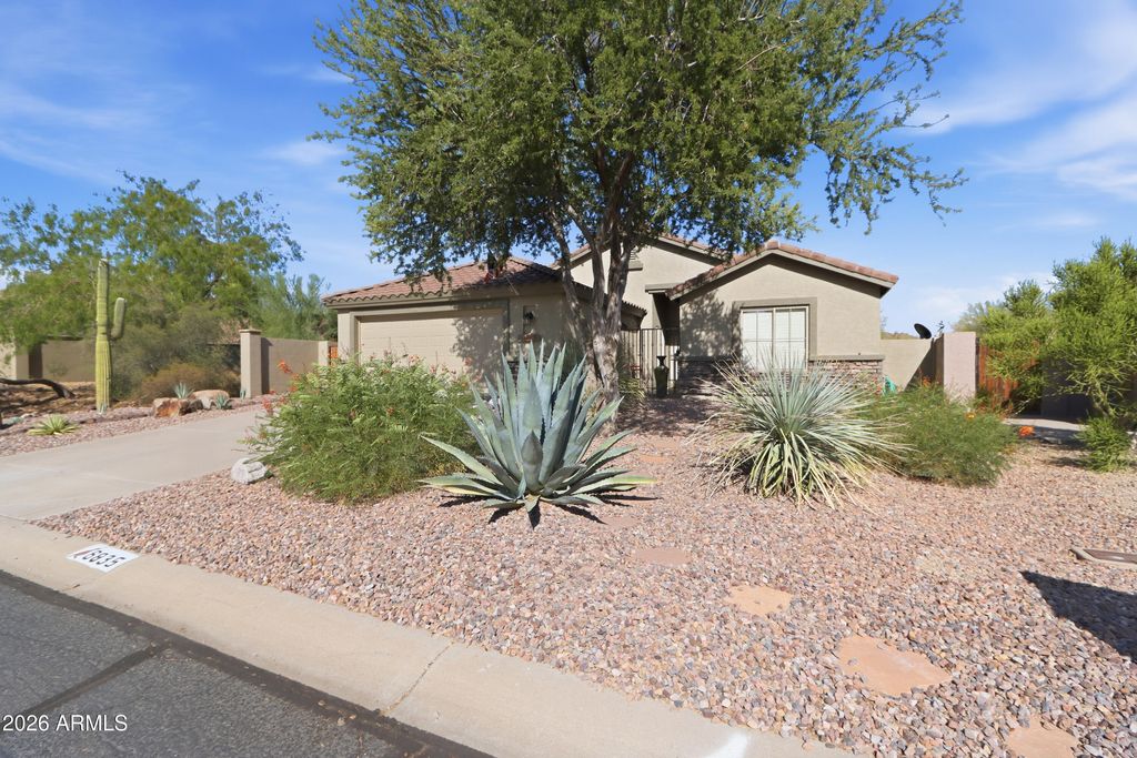 Photo of 6835 E Las Animas Trail, Gold Canyon, AZ 85118 (MLS # 7047090)