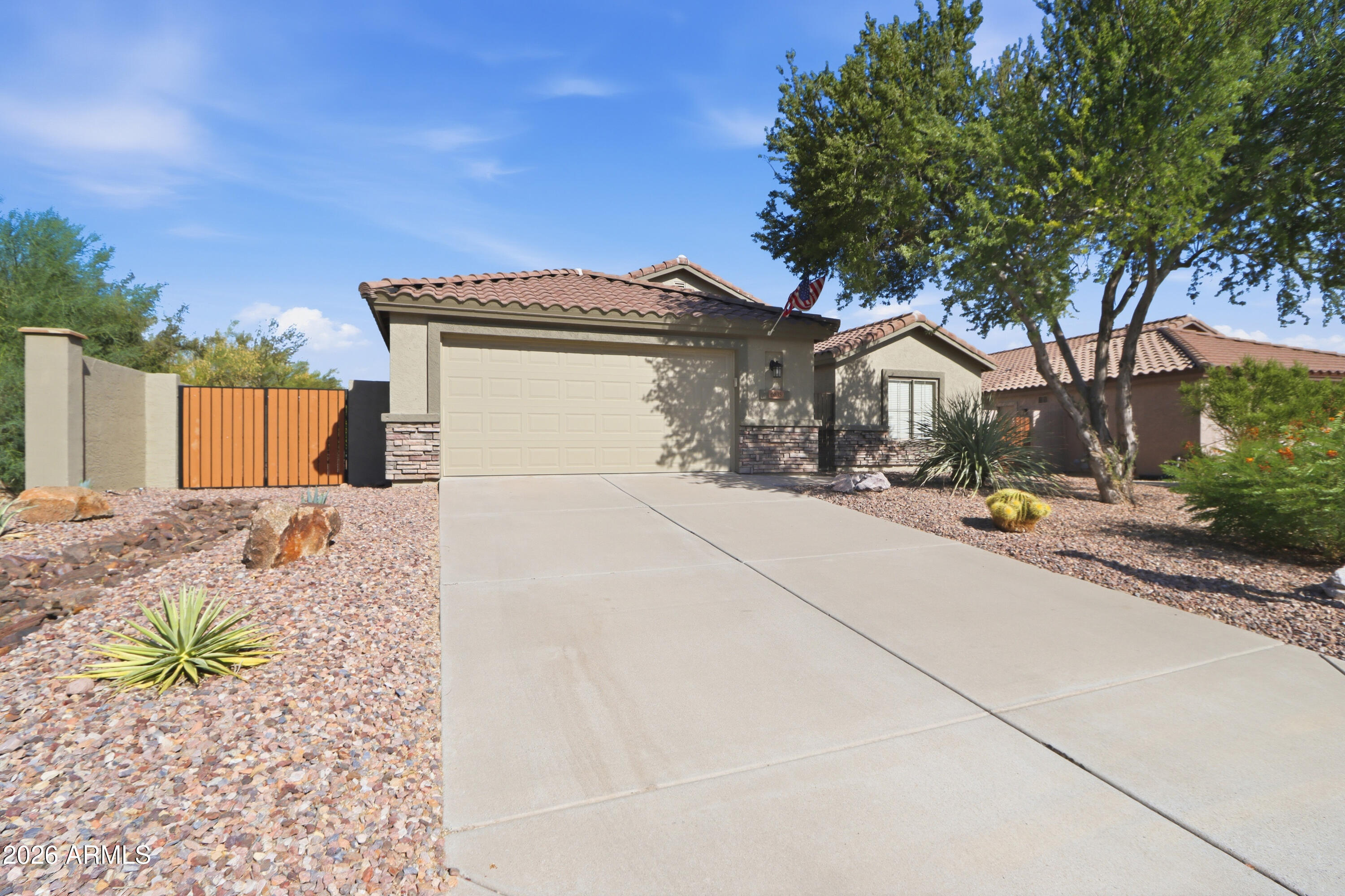 6835 E LAS ANIMAS Trail