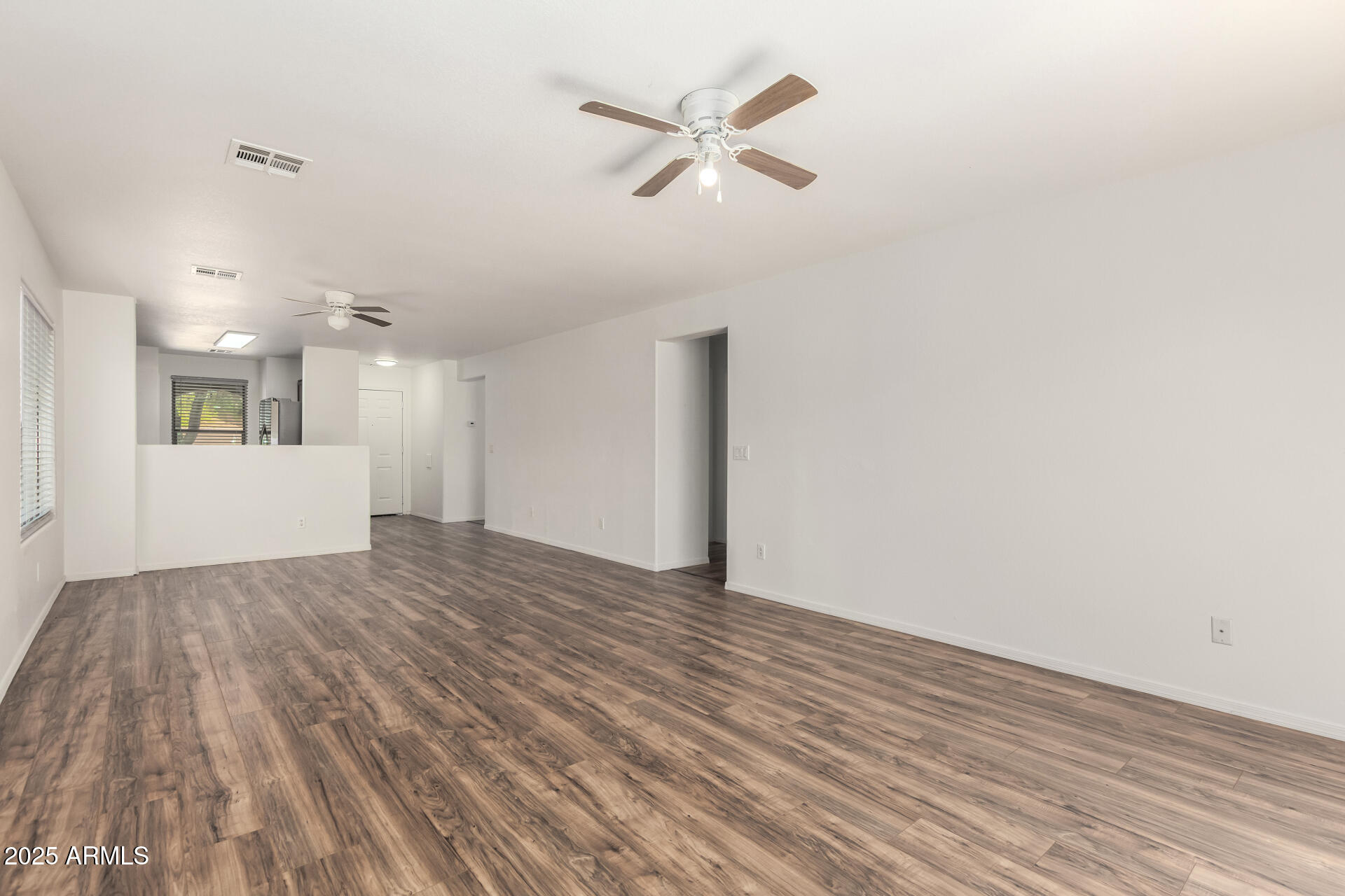 46123 W SHERIDAN Road